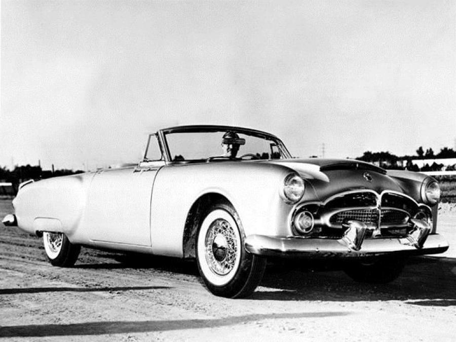  Packard Pan-American Concept Car 1952 года  (фото 1 из 2)